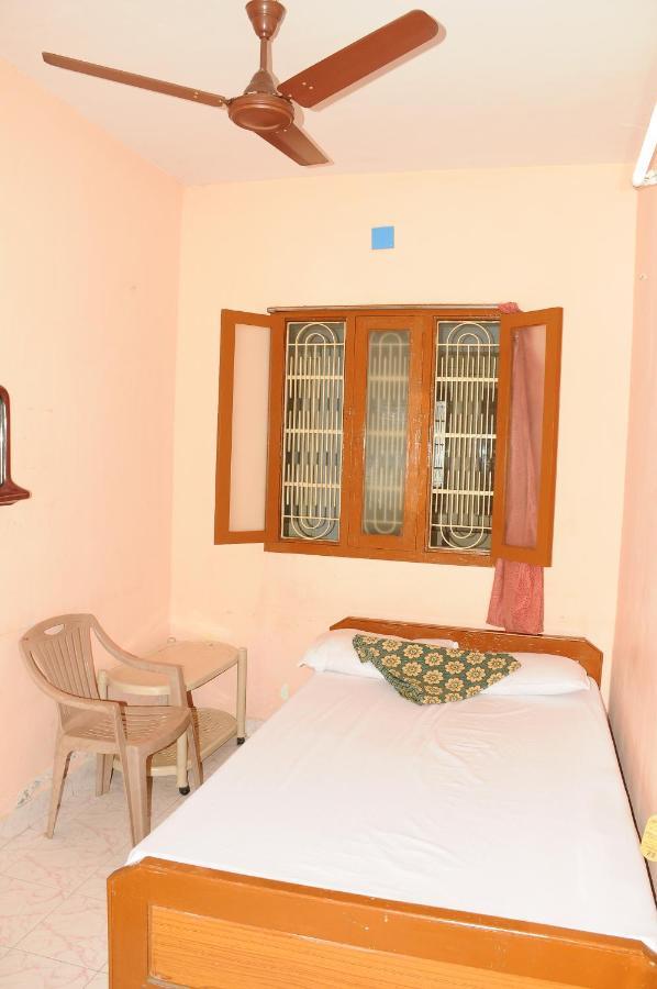 Arunachala Ramana Home Tiruvannāmalai Exterior foto
